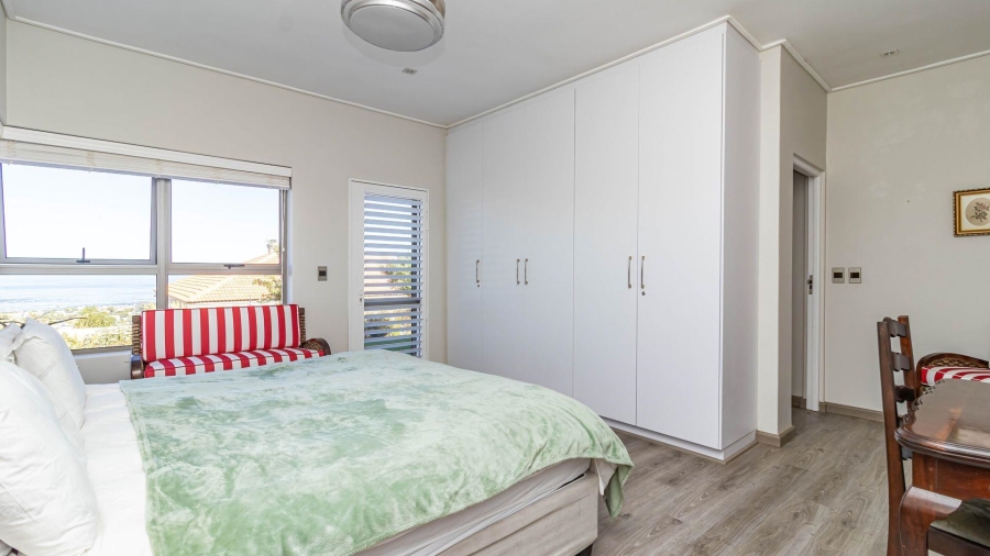 4 Bedroom Property for Sale in Berghof Western Cape